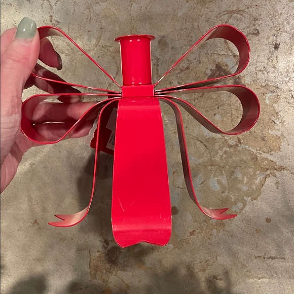 Red Metal Bow Decor - Picture 2 of 2